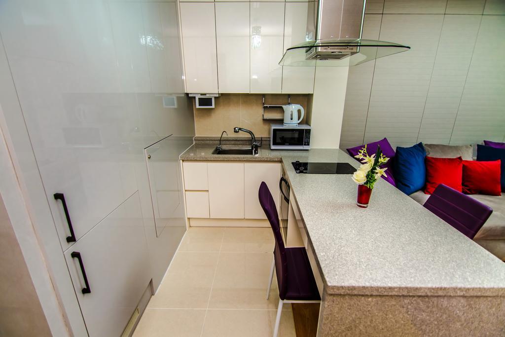 Highvill Deluxe Apartments Астана Екстер'єр фото